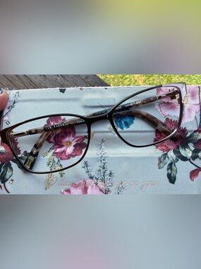 Ted Baker Womens Eyeglass frame and case